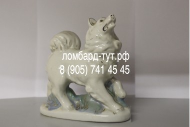 Статуэтка  собака